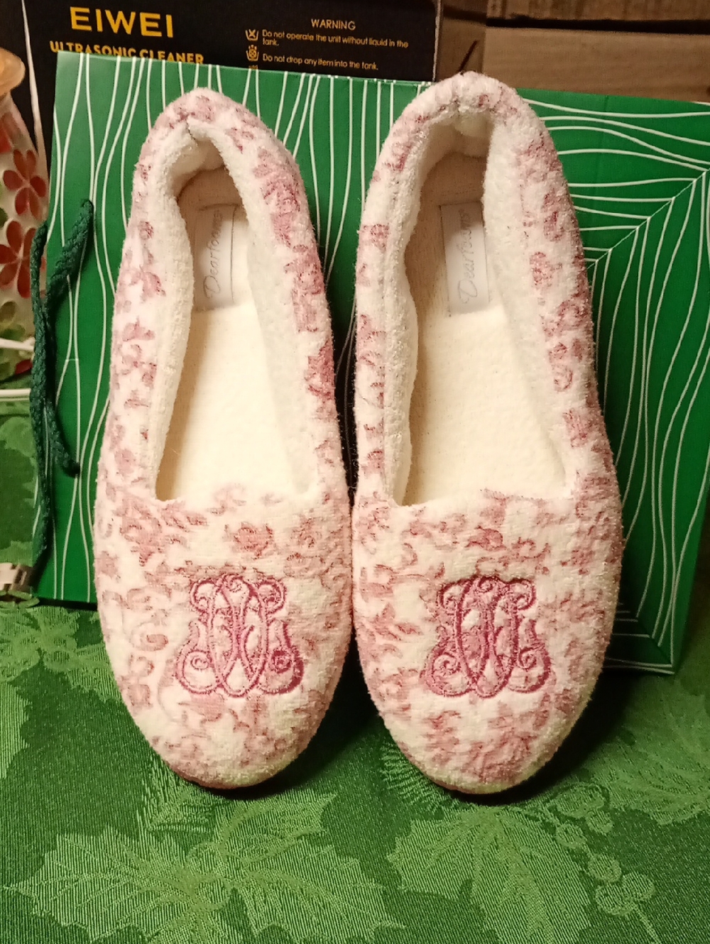 dearfoams Cream and Pink Embroidered Monogram Plush Slip-On Slippers